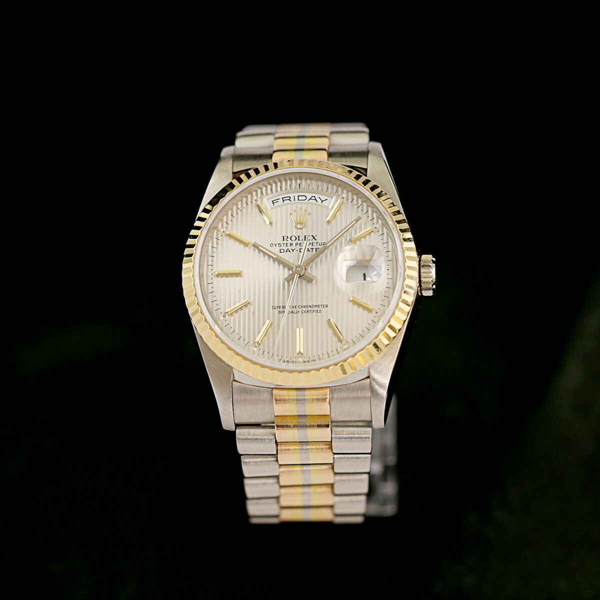 Buy luxury watches online at LUWATRA