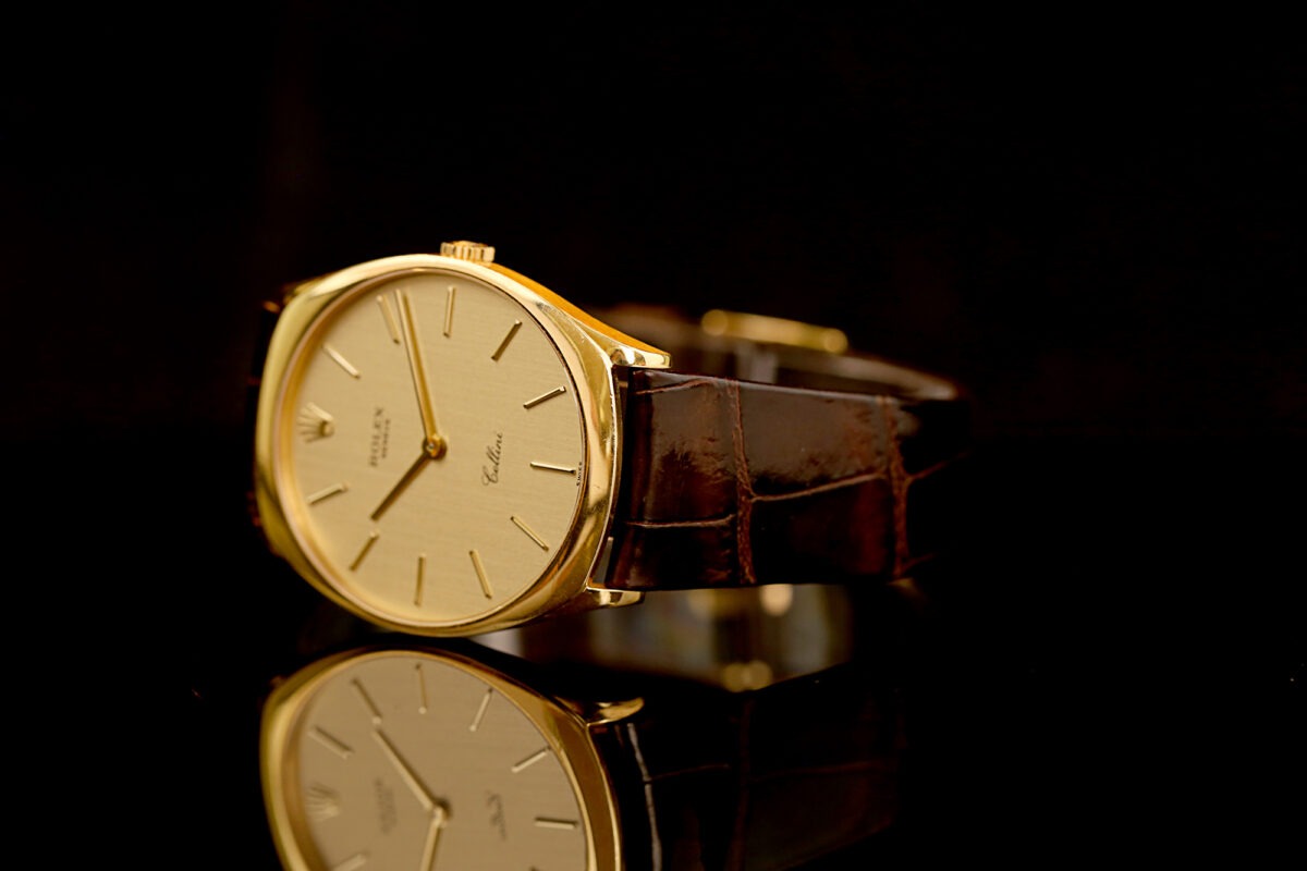 Rolex Cellini, Ref: 4133, 18K: Gelbgold, Rolex Lederband + Rolex 18K. Dornschließe, very rare – Bild 11